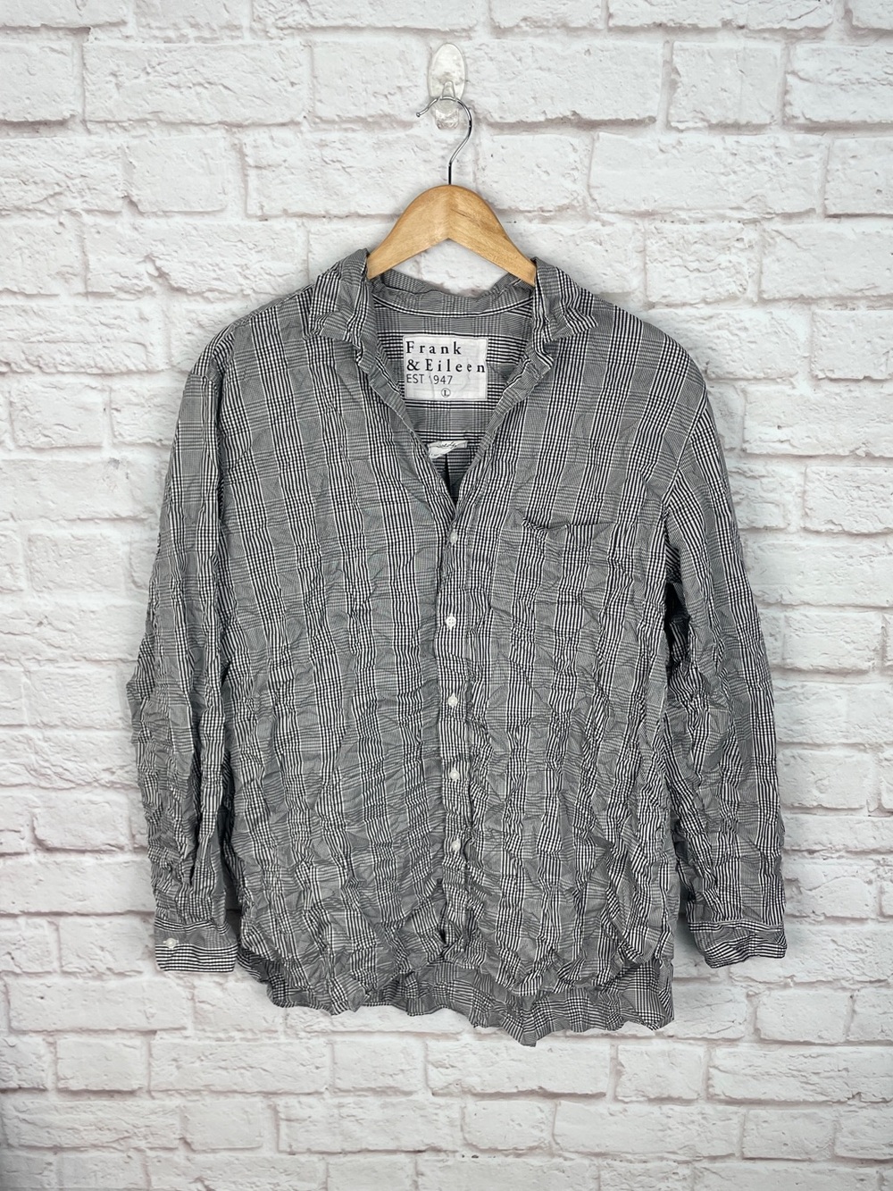 Frank and Eileen Joedy 100% Cotton Striped Plaid Button Down Size Large